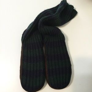 Boys GAP KIDS knit sweater socks 3 4 striped preppy Christmas holiday slippers